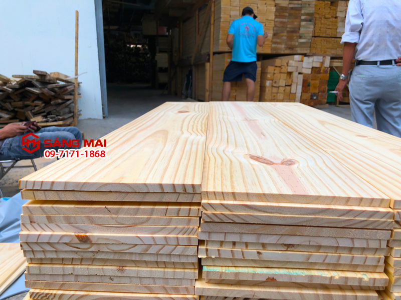 Tấm gỗ thông mặt rộng 20cm x dày 1cm x dài 120cm + láng nhẵn mịn 4 mặt