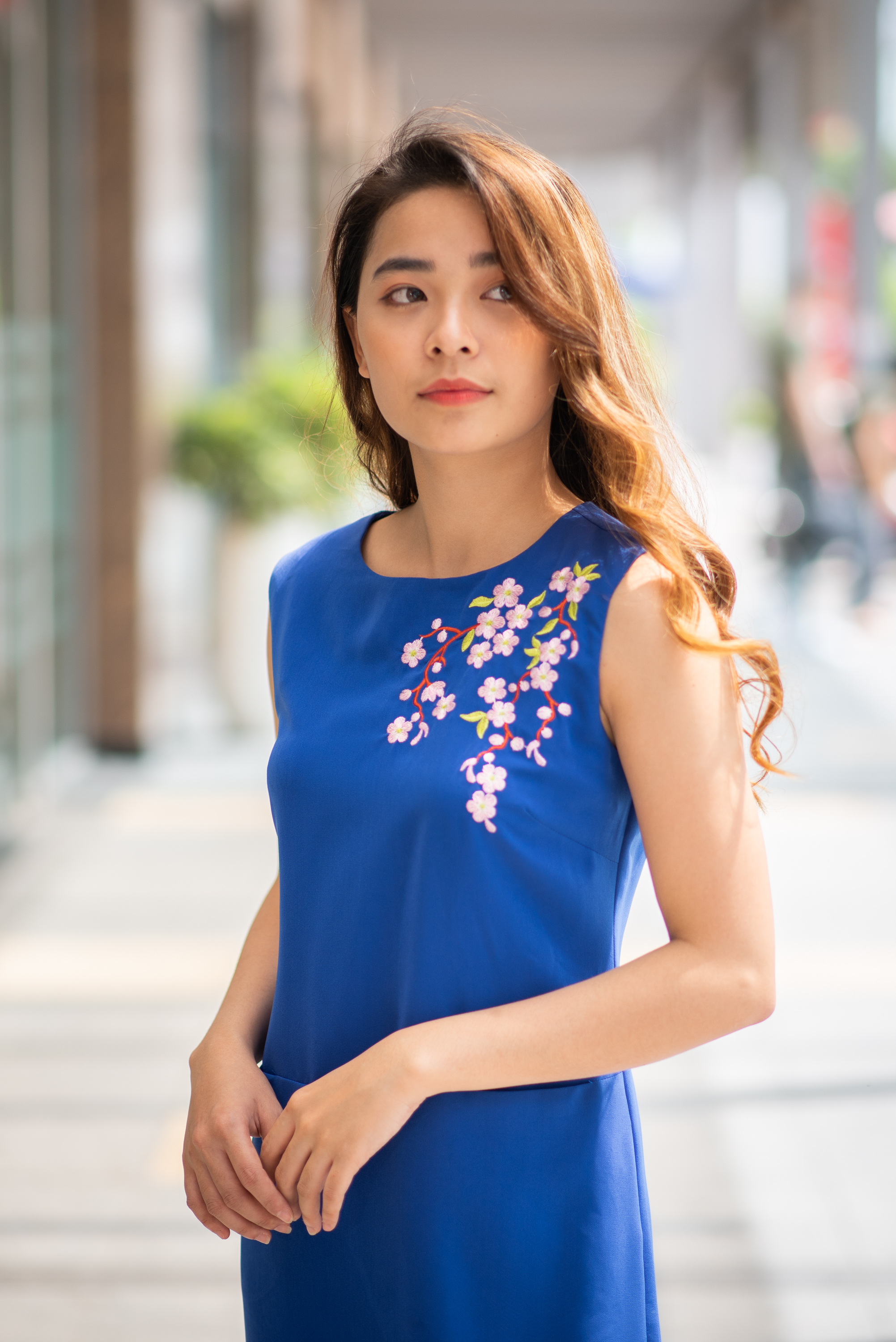 ĐẦM THÊU HOA ĐÀO PHỐI REN LAI