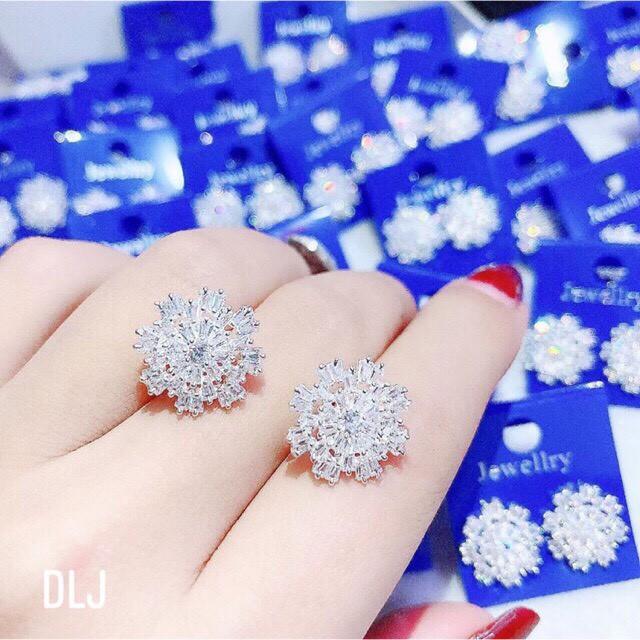 BÔNG TAI HOA GẮN ĐÁ SANG CHẢNH