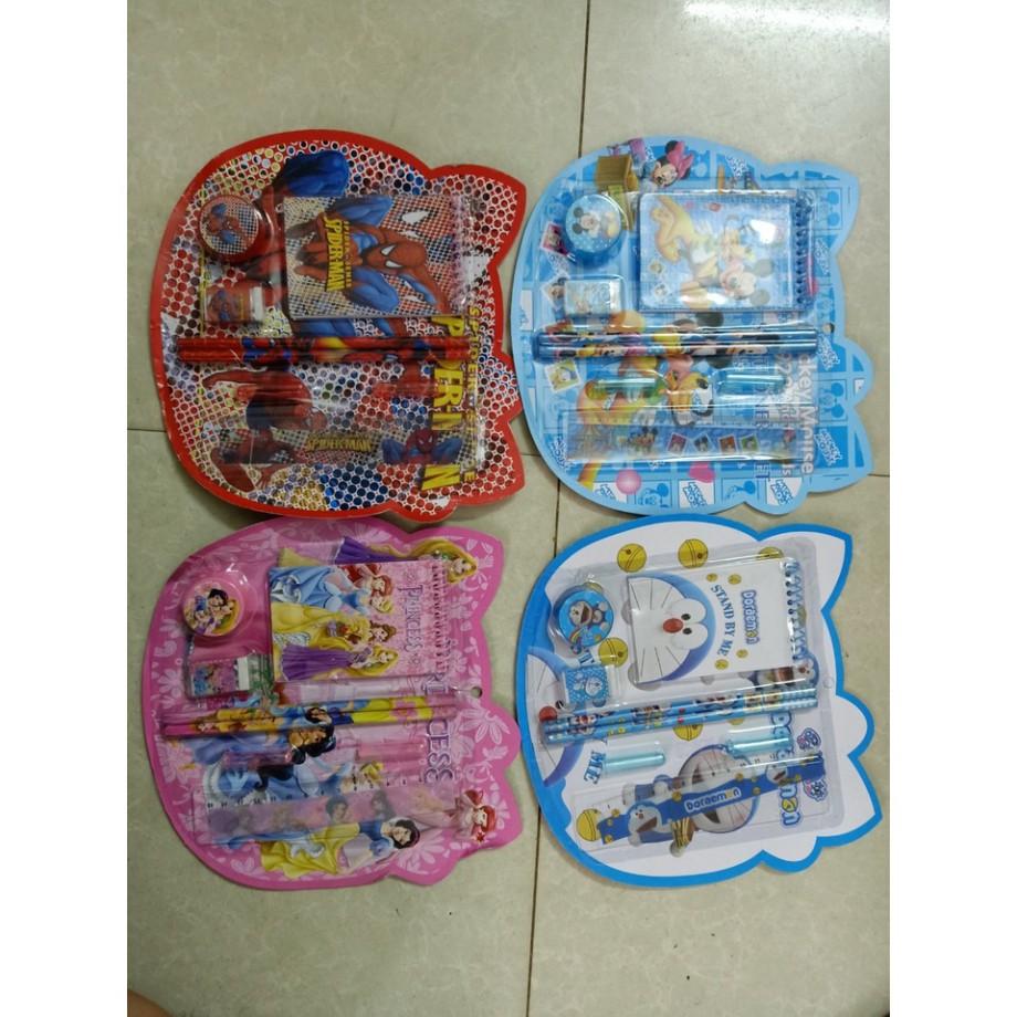 Combo 100 Bộ Bút chì, thước kẻ, gọt bút, tẩy chì,sổ ghi chú xinh xắn hình dáng người nhện doremon mickey elsa c