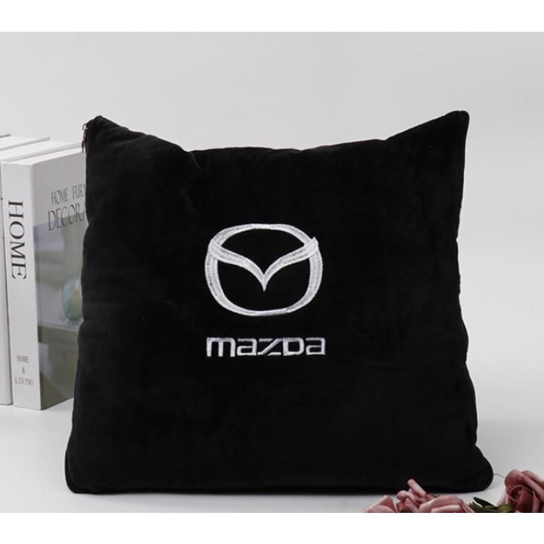 Gối tựa lưng liền chăn 2 in 1 mercedes, Lexus gối tựa lưng trên xe , chăn gối cho xe hơi chất Nhung màu đen sang trọng