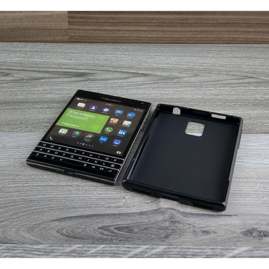 Ốp Lưng Blackberry Passport Q30 dẻo màu đen