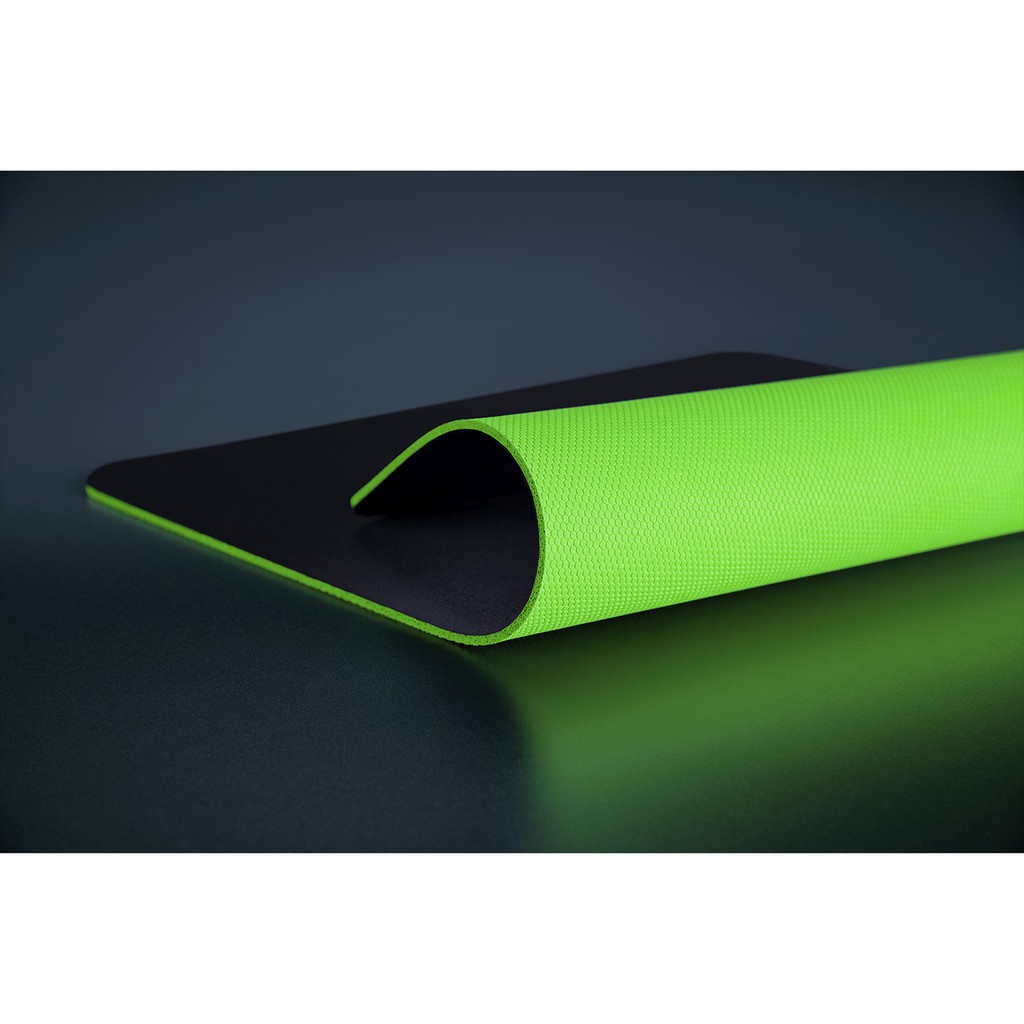 Tấm lót chuột Razer Gigantus V2 - Soft Mat-Large_RZ02-03330300-R3M1- HÀNG CHÍNH HÃNG