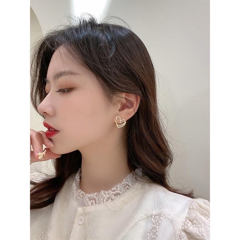 Bông tai hình trái tim đính đá mẫu mới