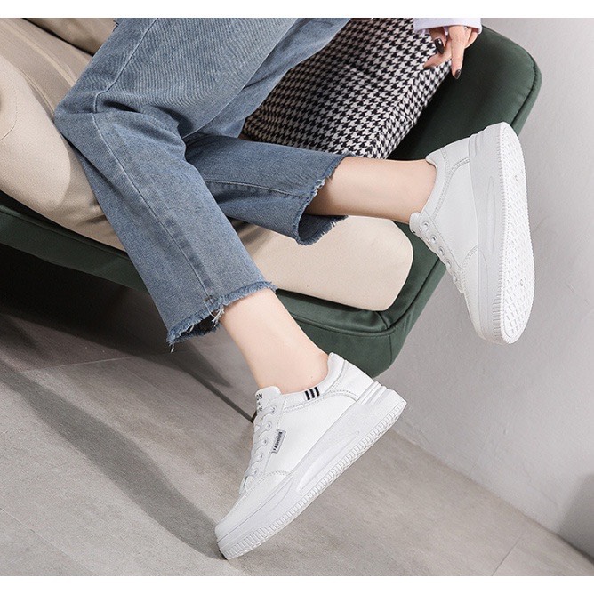 Giày thể thao nữ đế độn basic cao 3cm êm chân đi học đi làm đi chơi đơn giản màu trắng sneaker D408