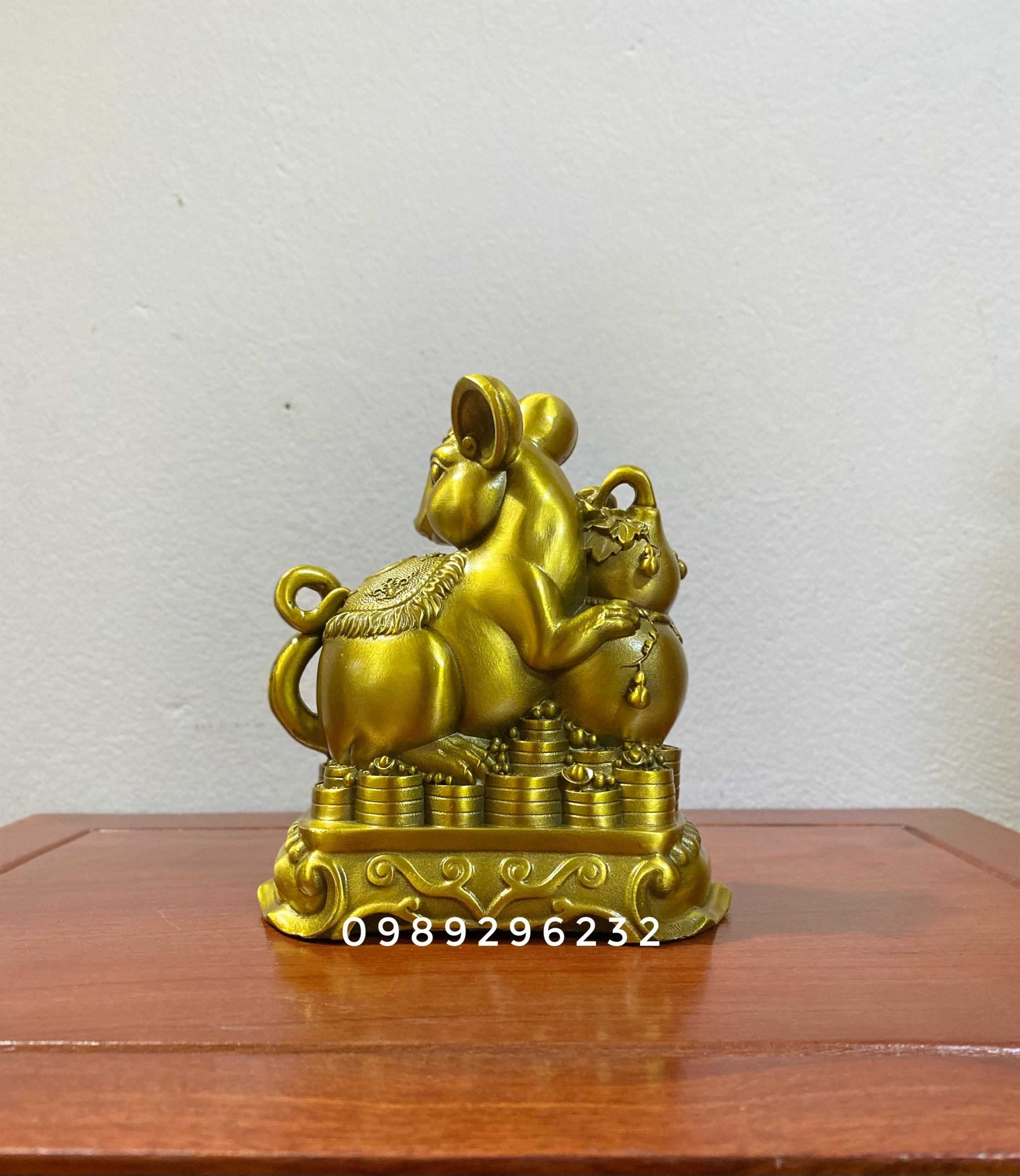Tượng con Chuột bằng đồng vàng