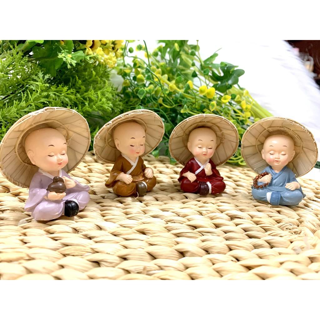 Bộ 4 tượng chú tiểu tịnh tâm thiền định đội nón lá