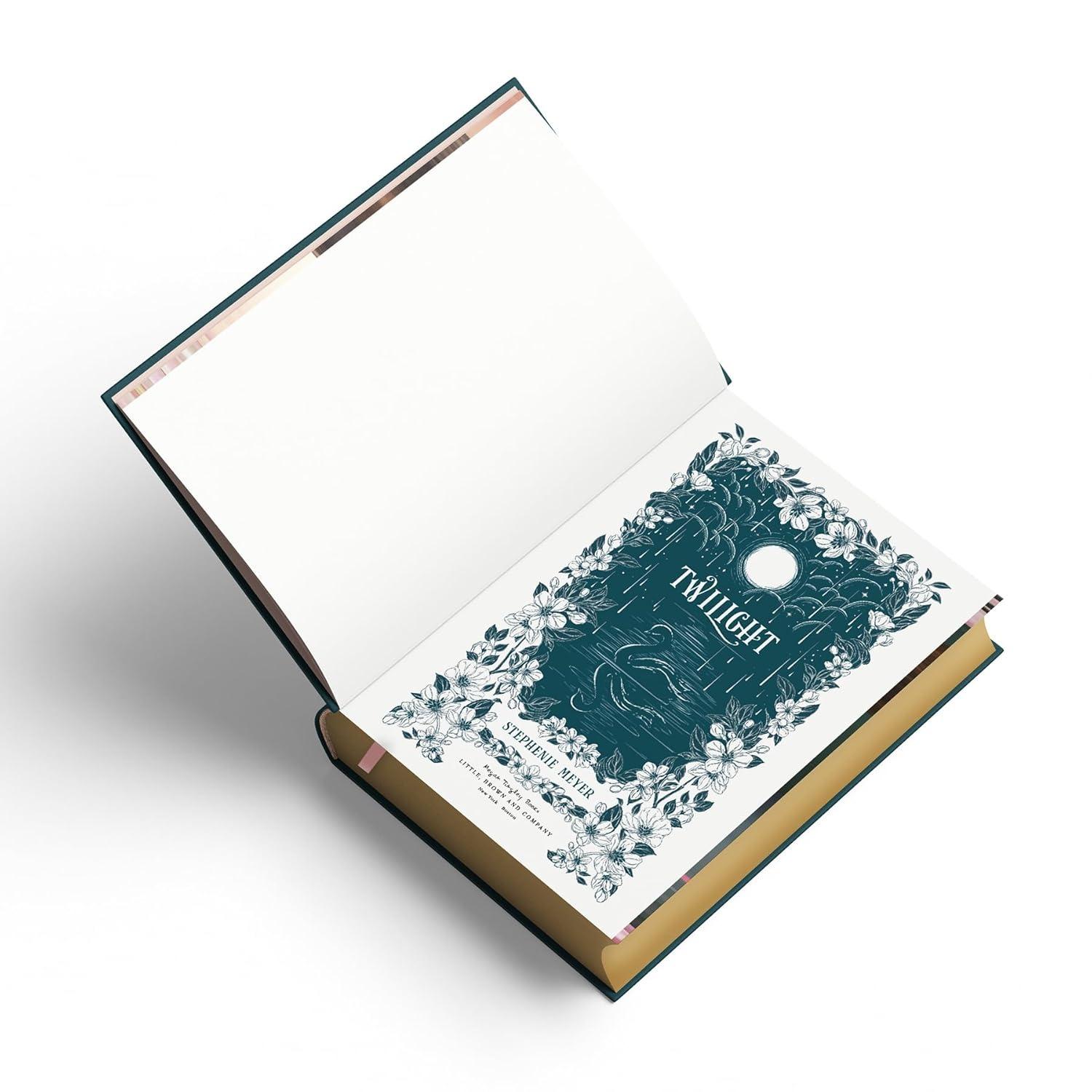 Sách ngoại văn: Twilight - Deluxe Collector’s Edition