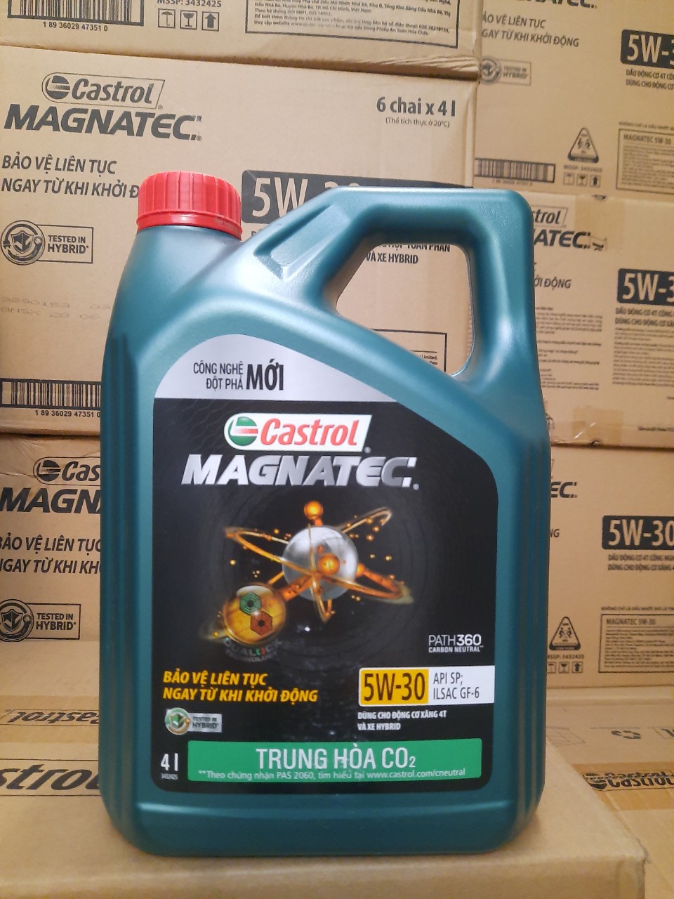 Dầu nhớt cho động cơ ô tô Castrol Magnatec, SAE 5W-30, SP,