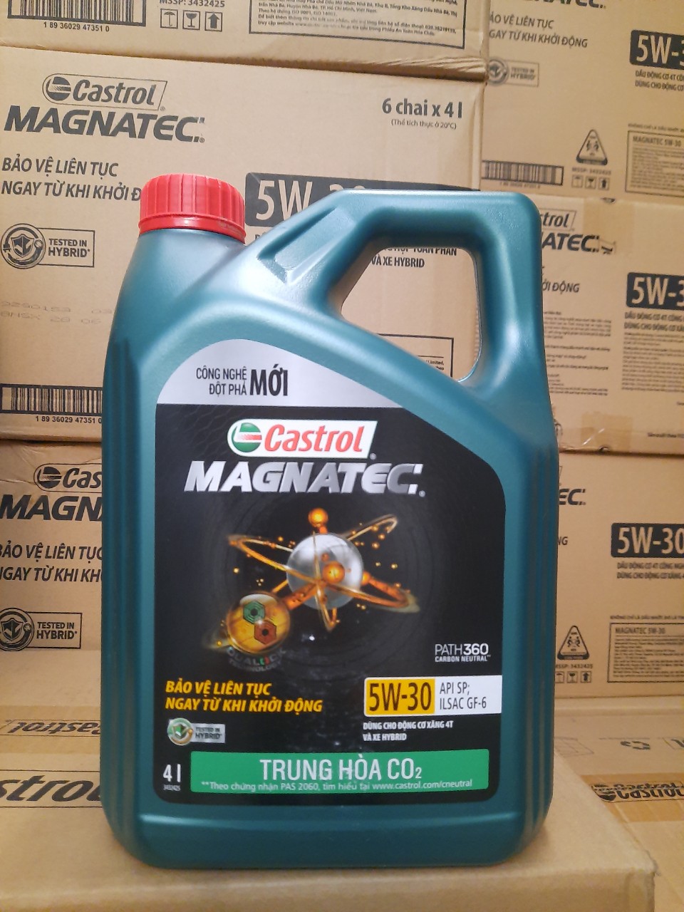 Dầu nhớt cho động cơ ô tô Castrol Magnatec, SAE 5W-30, SP, (Can 4 lít)