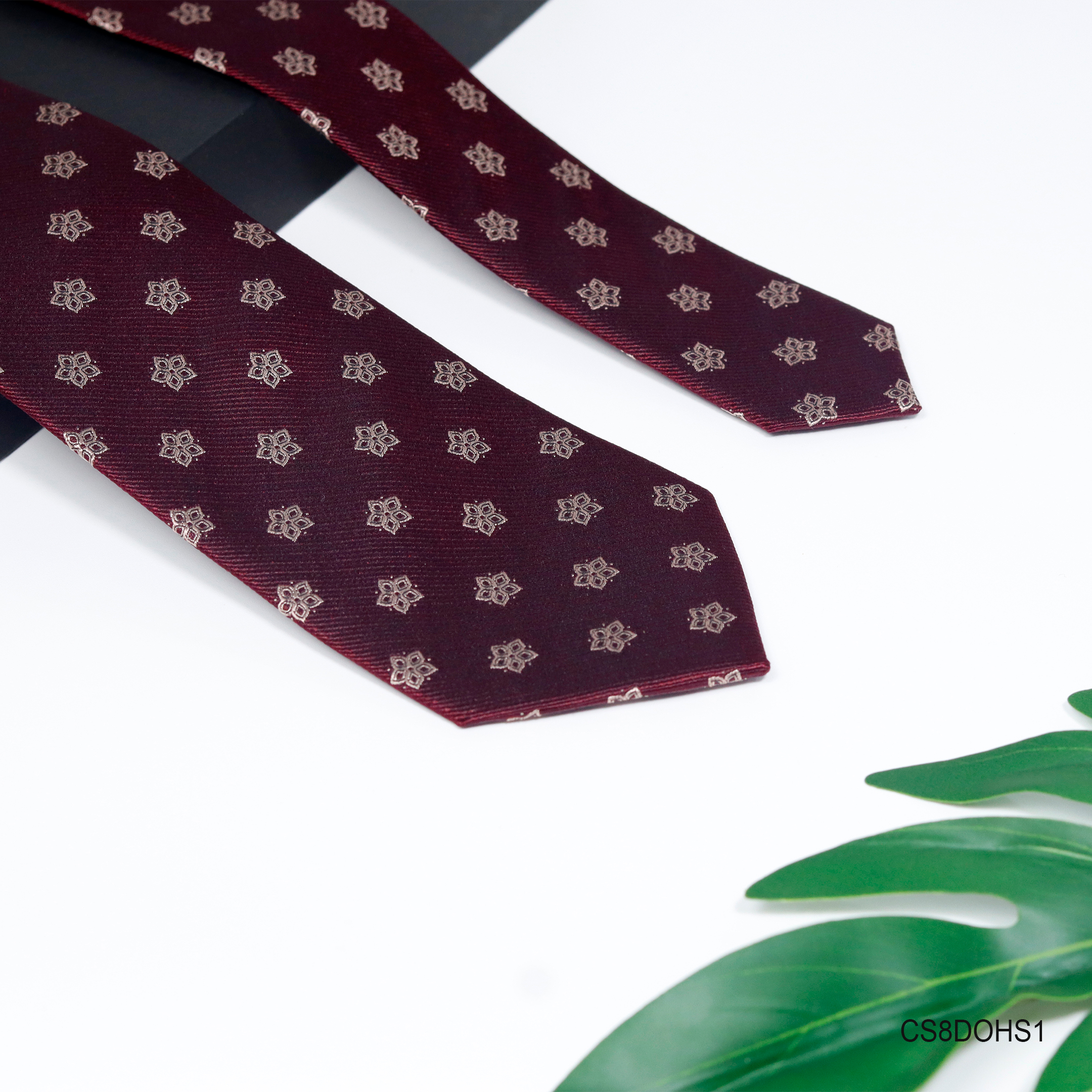 Set quà tặng cao cấp cho nam 2 món cà vạt lụa cao cấp và kẹp đính đá đa dạng mẫu - Thomas Nguyen