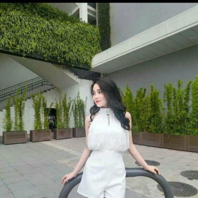 Jump ngắn cổ yếm phồng