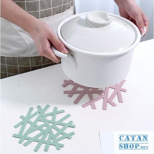 Tấm lót nồi, miếng lót nồi chống nóng, đồ lót nồi cơm vòng tròn hình tuyết xinh xắn GD180-LNTuyetLL-5