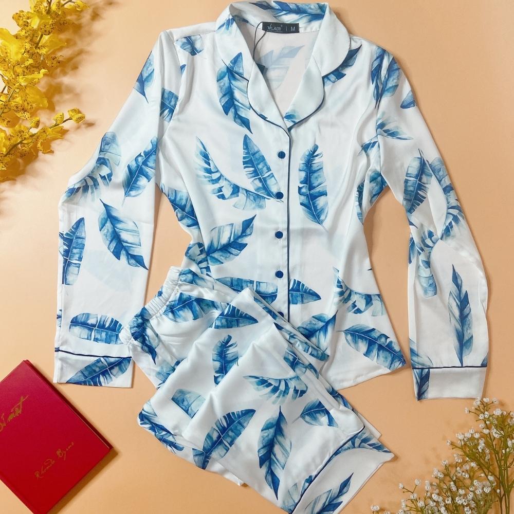 Đồ bộ pyjama nữ, đồ mặc nhà VILADY - B115 kiểu tay dài quần dài họa tiết lá xanh, chất liệu lụa Pháp ( lụa latin) siêu mát