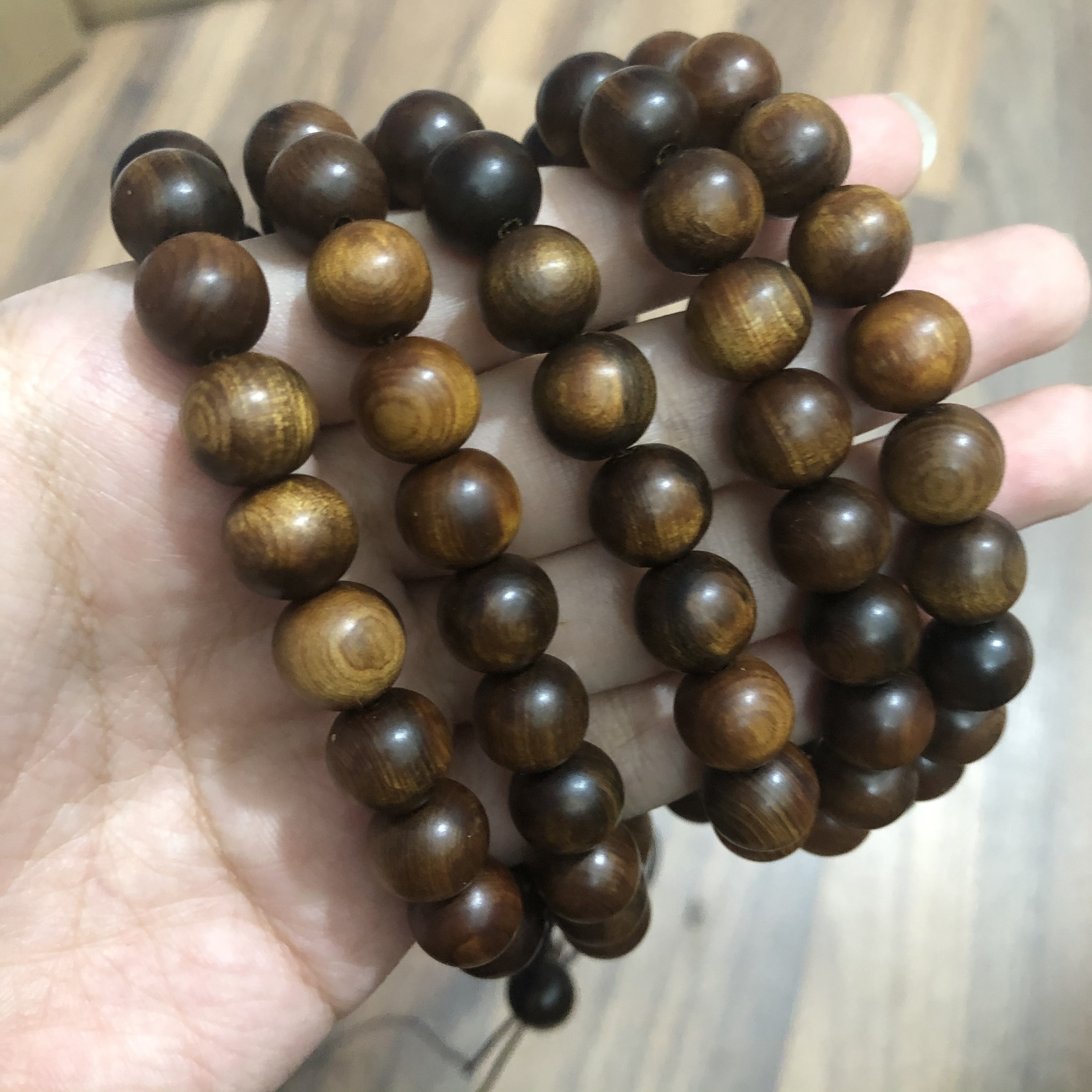 Chuỗi vòng tay/vòng cổ 2 in 1 108 hạt gỗ Bách Xanh chìm nước Mang lại May Mắn cho người sở hữu - Bracelet of HAHANCO