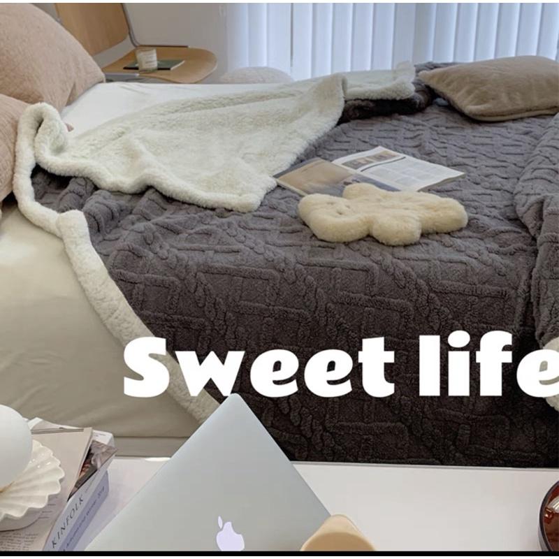 Chăn Cừu Vặn Thừng Mini Size Ấm Áp, Mềm , Giữ nhiêt Tốt_shinbedding