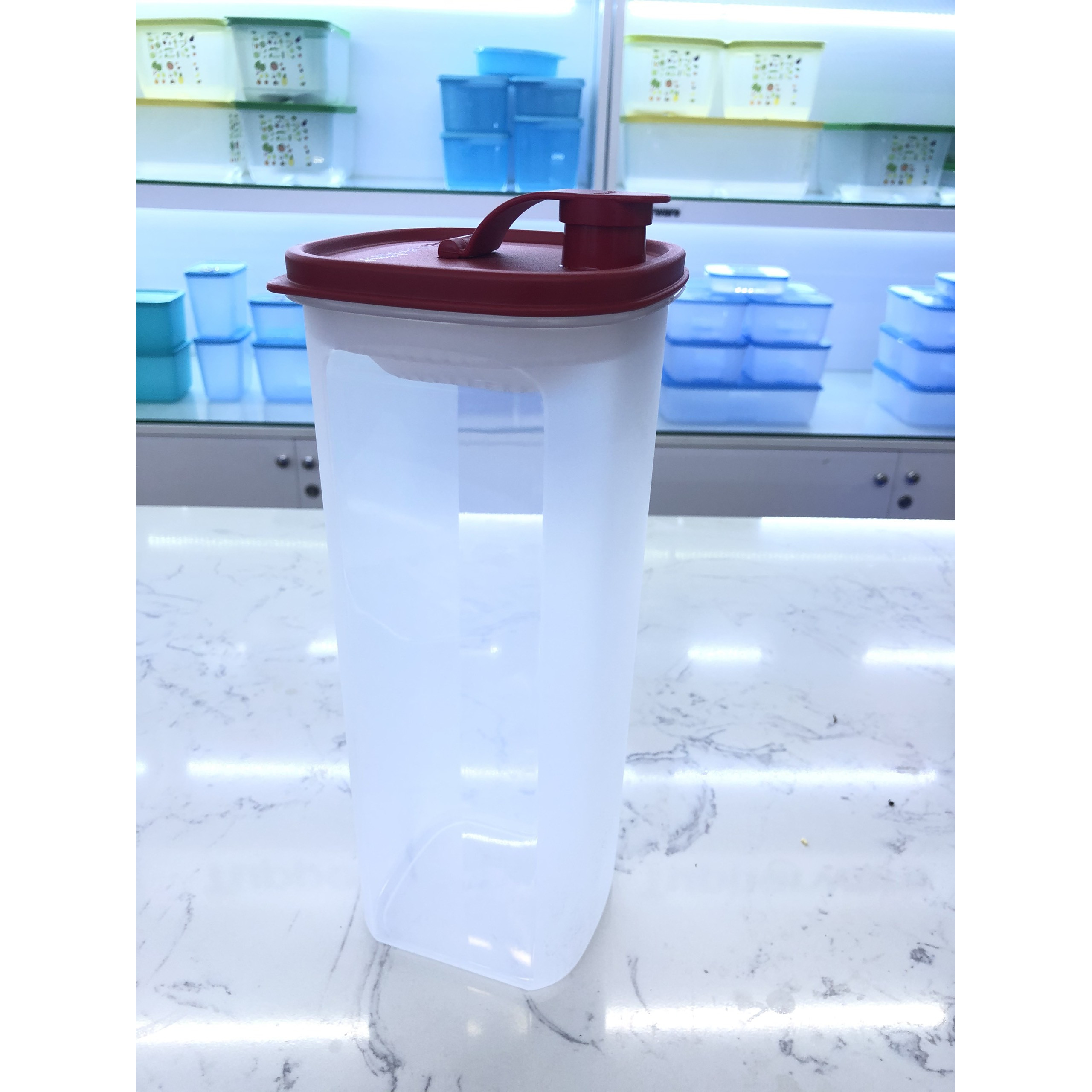 Bình nước Tupperware 2L