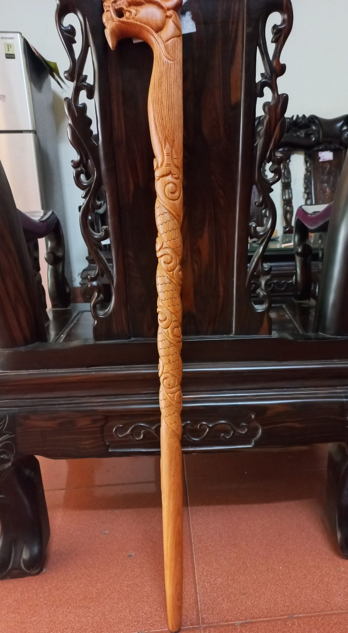 Gậy batong hỗ trợ đi lại cho người già bằng gỗ hương đá kt 90×1O×3.4cm
