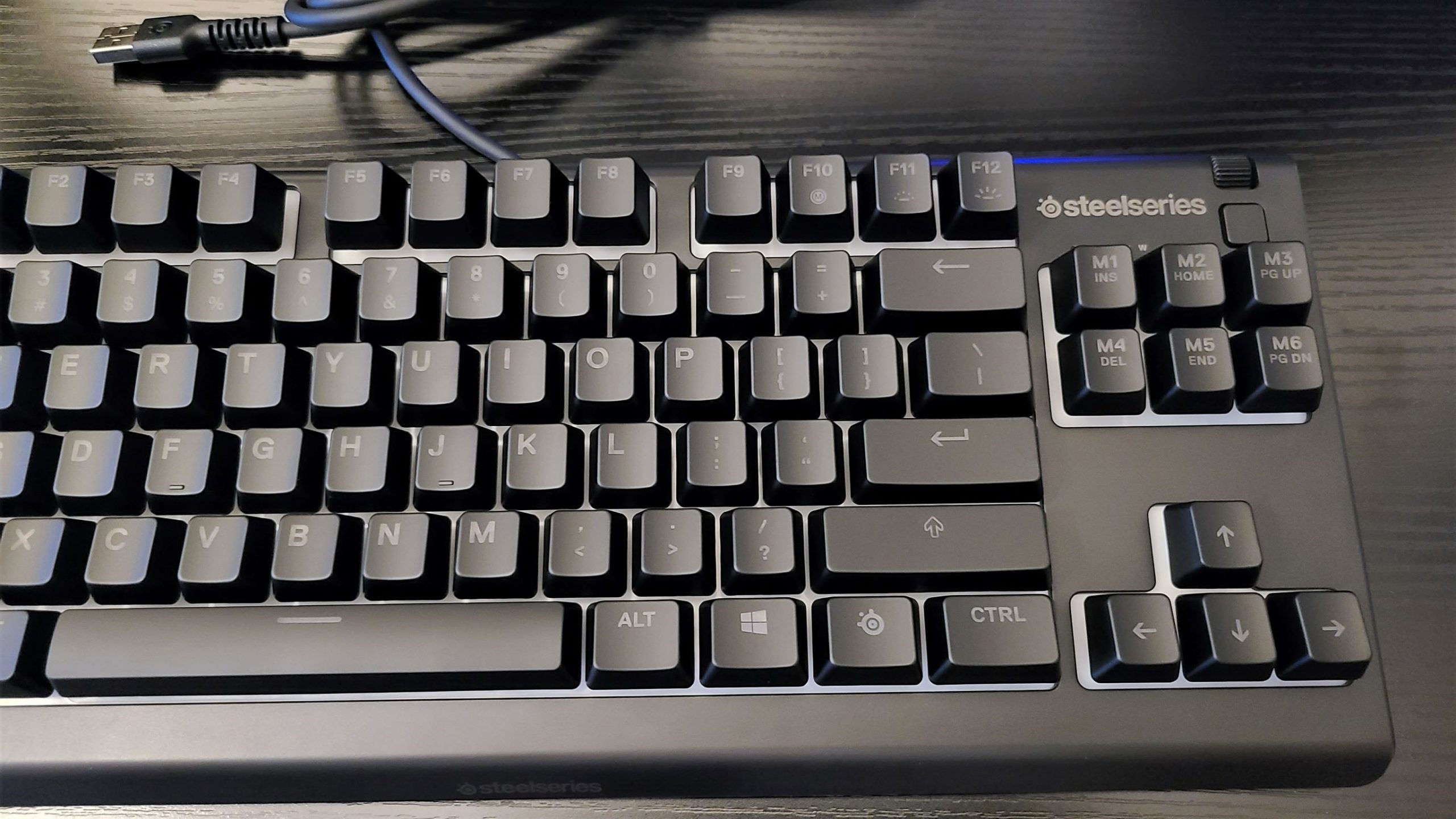 Bàn phím Steelseries Apex 3 TKL RGB_Hàng chính hãng