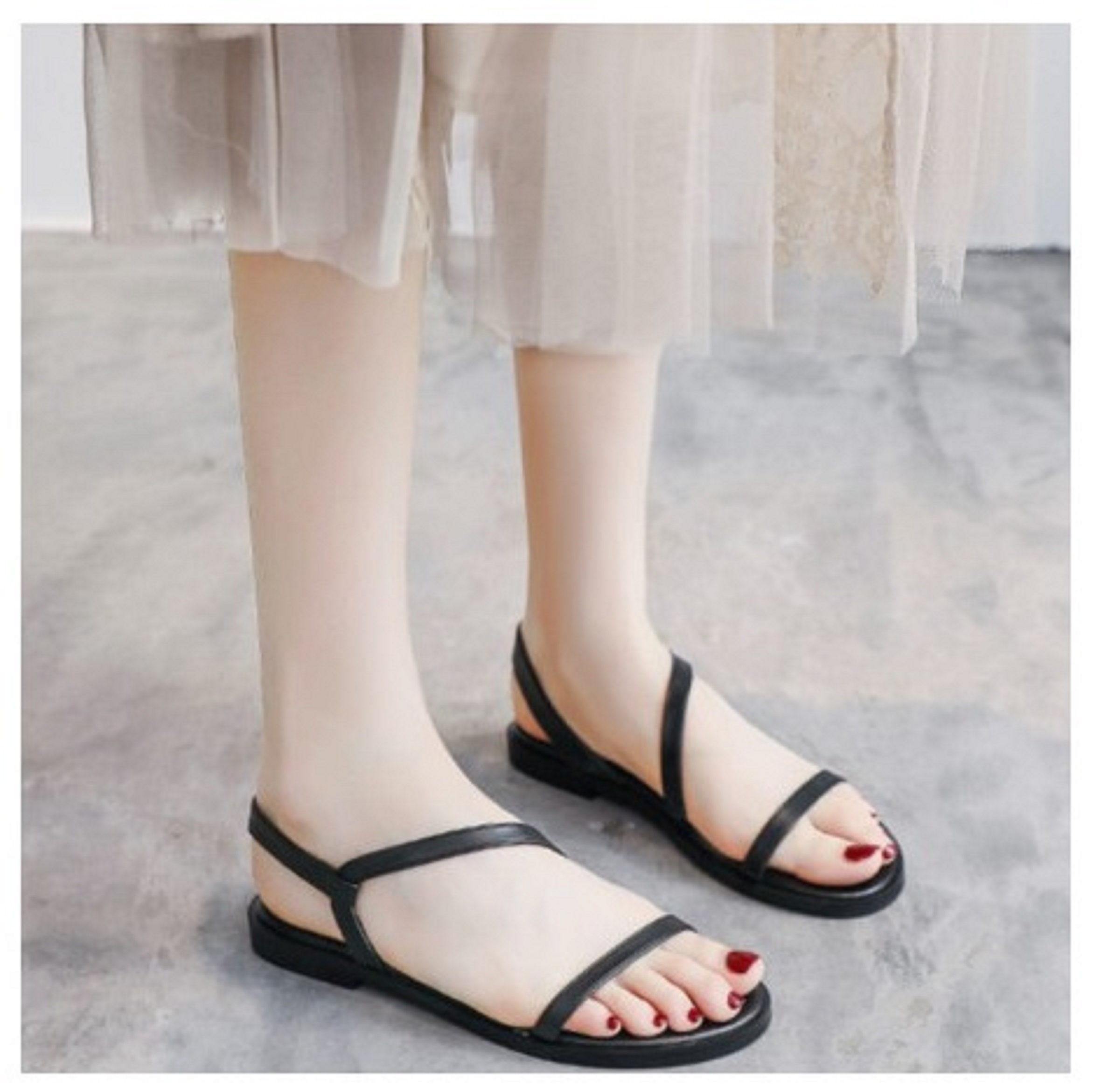 Giày sandal đế phẳng mũi tròn thiết kế quai đan thoải mái thời trang cho nữ mã S37