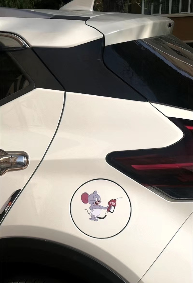Miếng dán xtrang trí nắp bình xăng xe ô tô xe hơi decal chống thấm nước