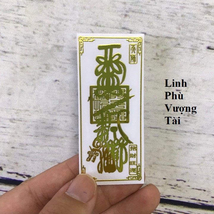 Linh Phù Vượng Tài, Dùng linh phù để dán điện thoại, laptop, xe máy, xe hơi, bàn thờ ông địa hay vị trí làm việc, gối đầu giường, kích thước 4.5x3cm, màu vàng - TMT Collection - SP005352