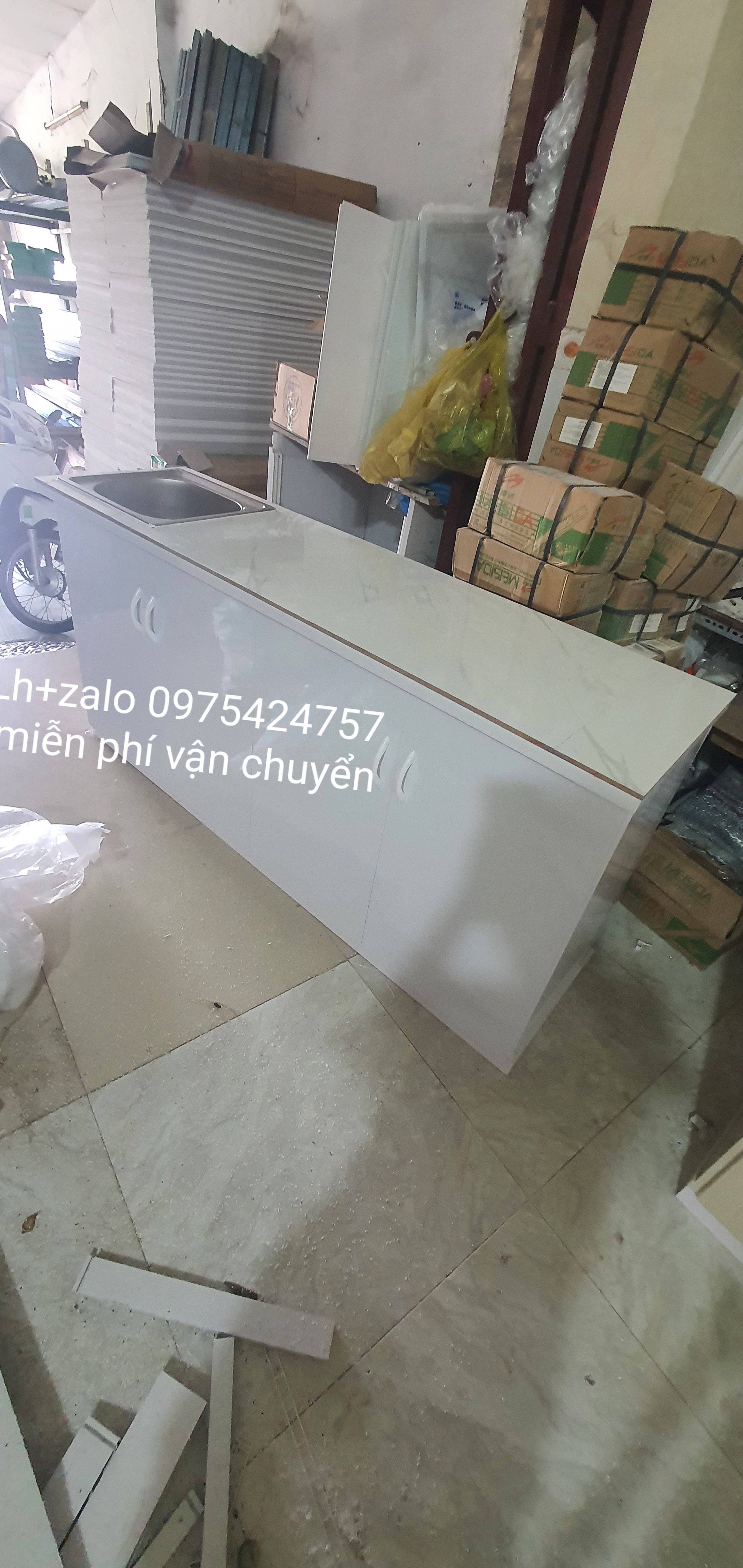 Tủ bếp sẵn bồn kèm bộ vòi
