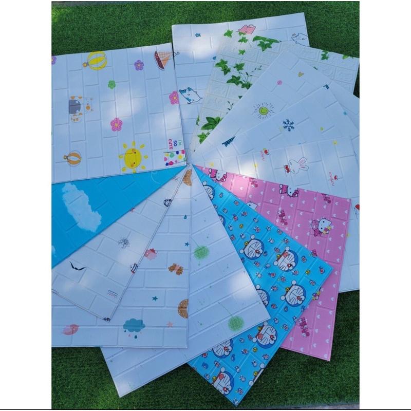 XỐP DÁN TƯỜNG HOẠT HÌNH DOREMON, HELLO KITTY LOẠI 1