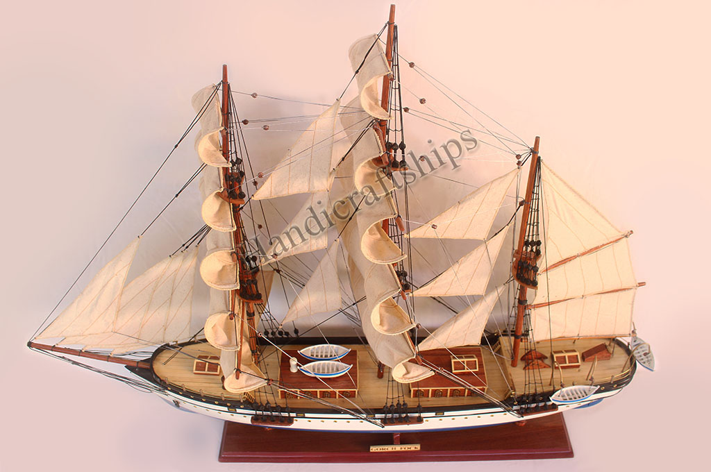 Thuyền buồm trang trí (Gorch Fock - Thân 60cm)