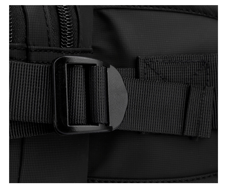 Túi đeo chéo nam phong cách mới  - BEE GEE DCN9257