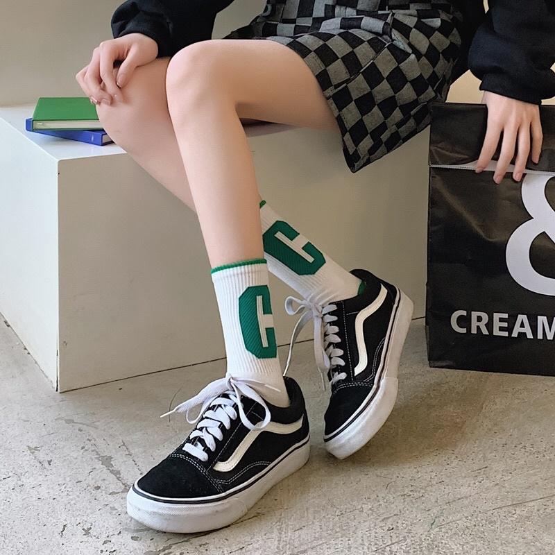 Tất icon chữ C mix caro cao bắp tone xanh hot trend 2022