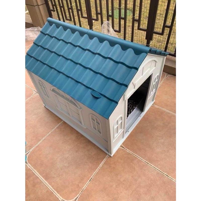 Nhà/ Chuồng cho chó  bằng nhựa cửa inox sử dụng ngoài trời cho thú cưng