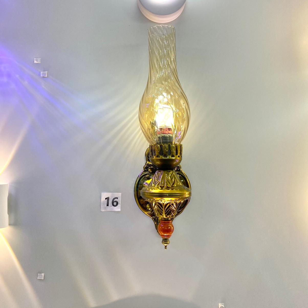 Đèn tường MONSKY DARA hình đèn dầu cổ điển siêu đẹp