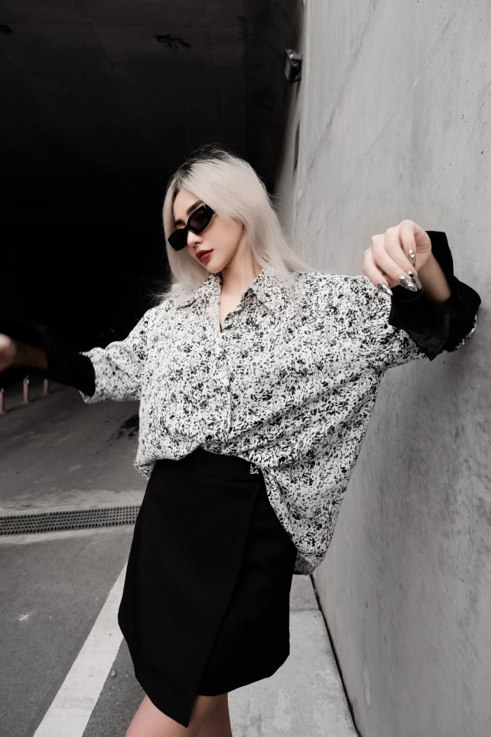 Áo somi tay ngắn đốm trắng