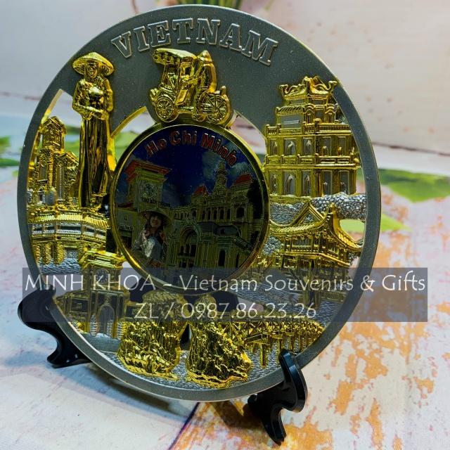 Đĩa Kim Loại Trạm Nổi Địa Danh Việt Nam Mạ Đồng Vàng 14 cm