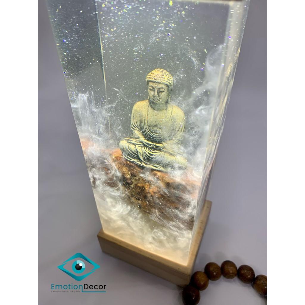 Đèn Keo Epoxy Resin - Tượng Phật A Di Đà (Quà tặng trưng bày phong thủy thủ công độc quyền)