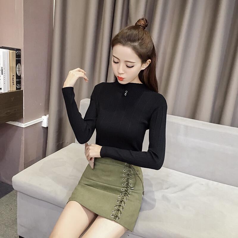 Áo len đính cườm