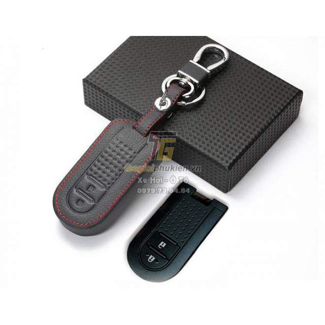 Bao da 3D bảo vệ chìa khóa xe dành cho Toyota Rush kèm móc đeo Inox
