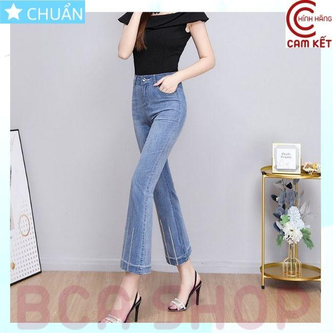 Quần jean nữ ống loe QRO62 ROSATA tại BCASHOP dáng lửng trên mắt cá, thêu dọc cách điệu ở lai, lưng cao 1 nút