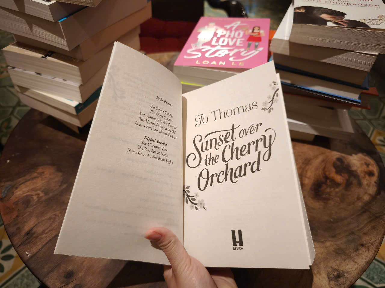 Sách - Sunset over the Cherry Orchard by Jo Thomas - Romance / Fiction in English