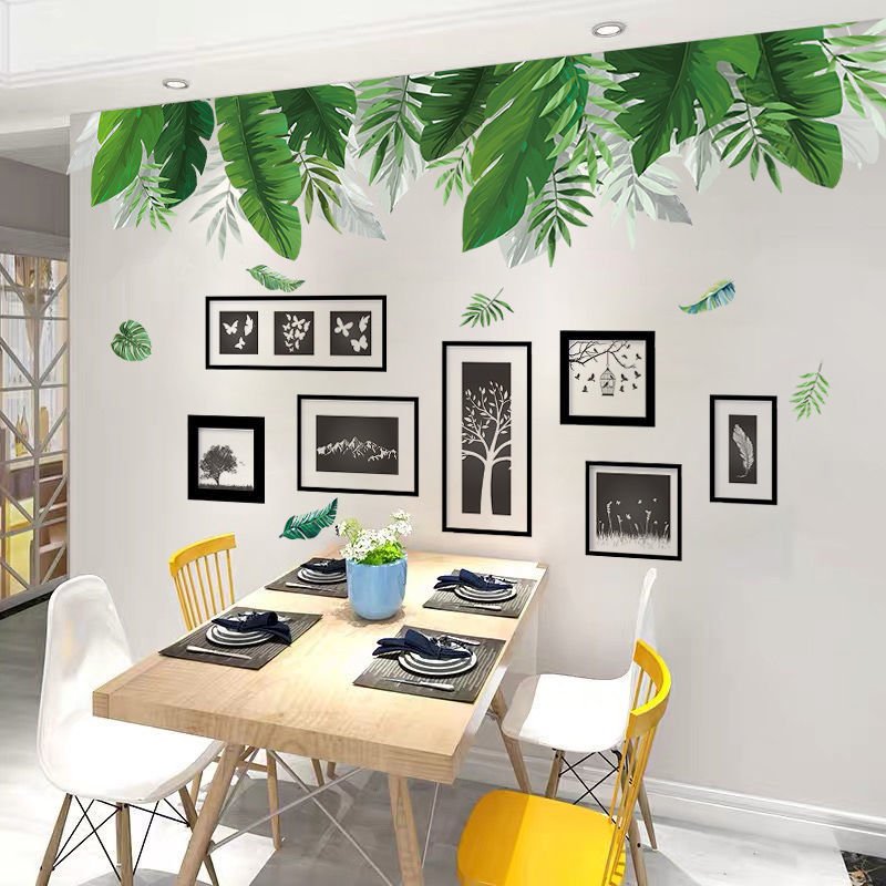 Decal dán tường lá xanh và khung tranh đen trắng combo trang trí lạ mắt