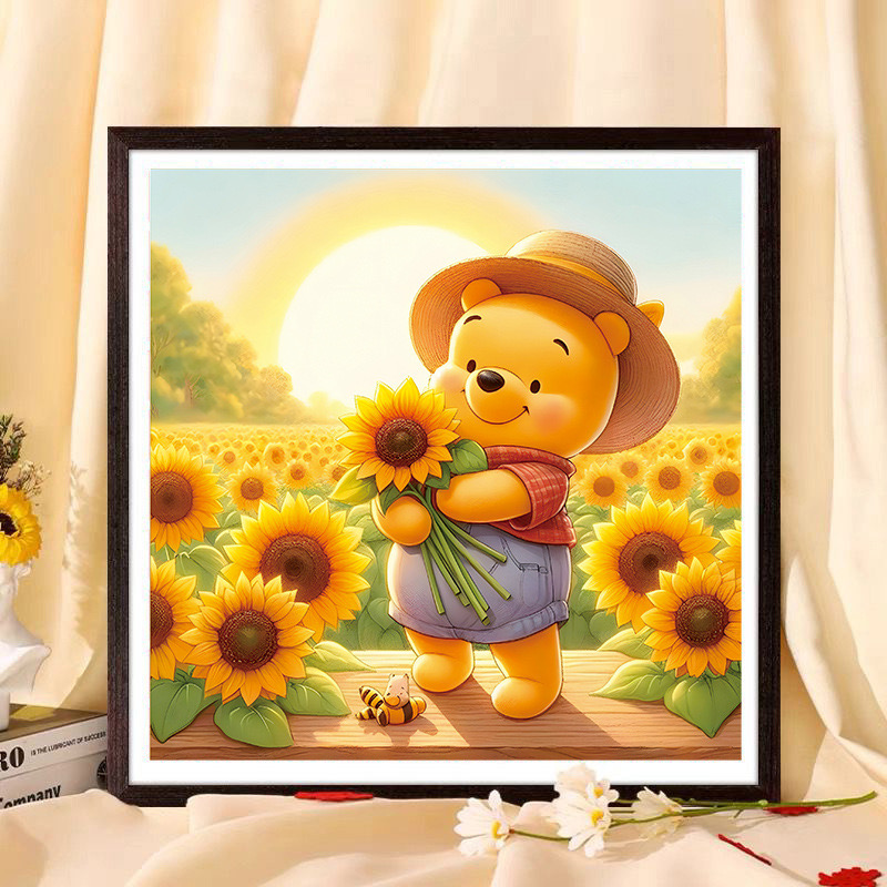 Tranh thêu kín Gấu dễ thương dw0685, kích thước 62 x 62 cm, thêu kín