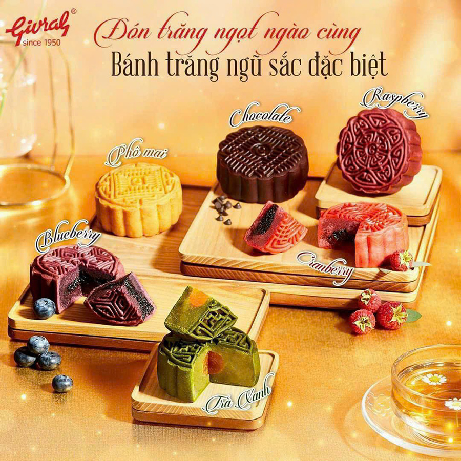 Bộ túi và Hộp Bánh Trung Thu Givral Tình Thân (150gr)