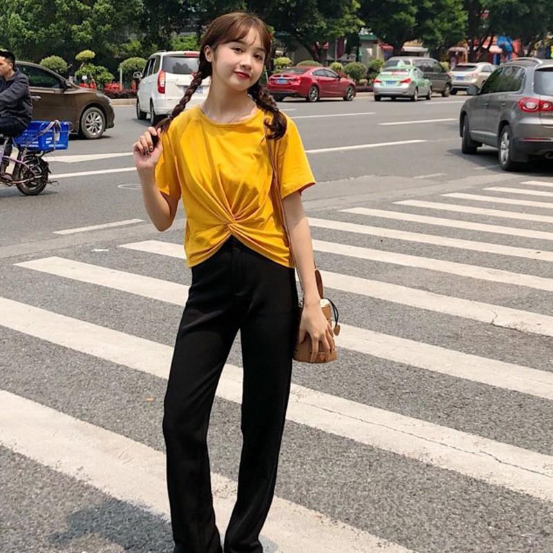 Áo thun nữ cổ tròn màu trơn