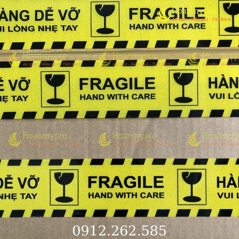 Băng Dính In Chữ Hàng Dễ Vỡ Xin Nhẹ Tay 1 Cây 6 Cuộn Nặng 1,2Kg