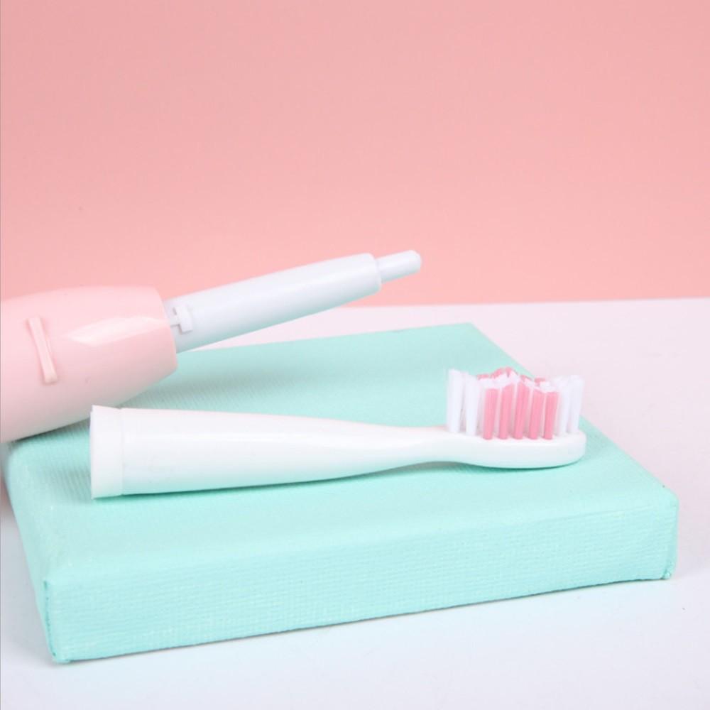 Bàn chải đánh răng điện tự động 5 cấp độ sạc PIN phù hợp cho cả người lớn và cho bé tặng kèm 4 đầu bàn chải thay thế