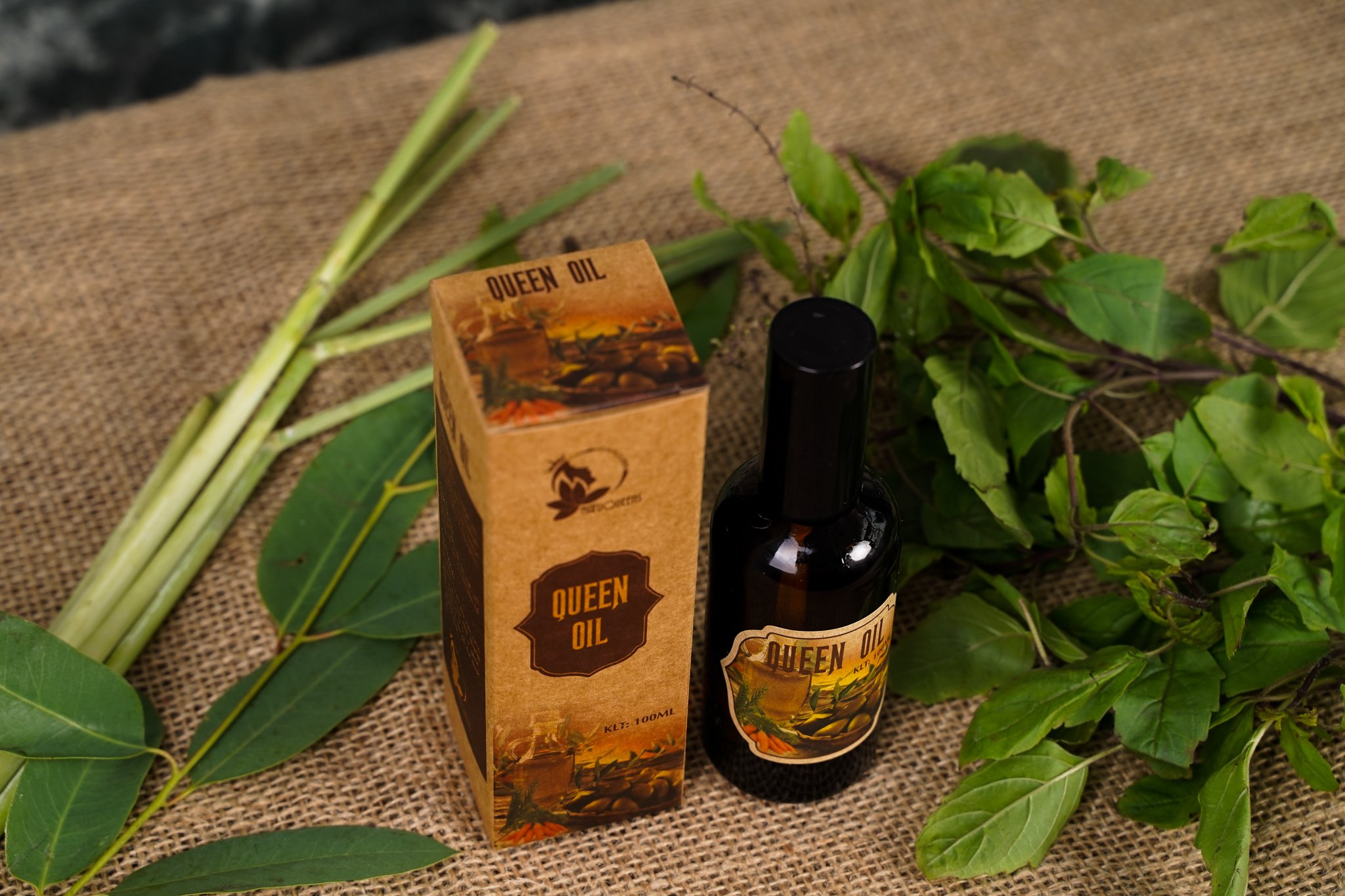 Tinh Dầu Hỗ Trợ Giảm Rạn  Queen Oil Cho Mẹ Bầu Và Mẹ Sau Sinh (50Ml &amp; 100ML)