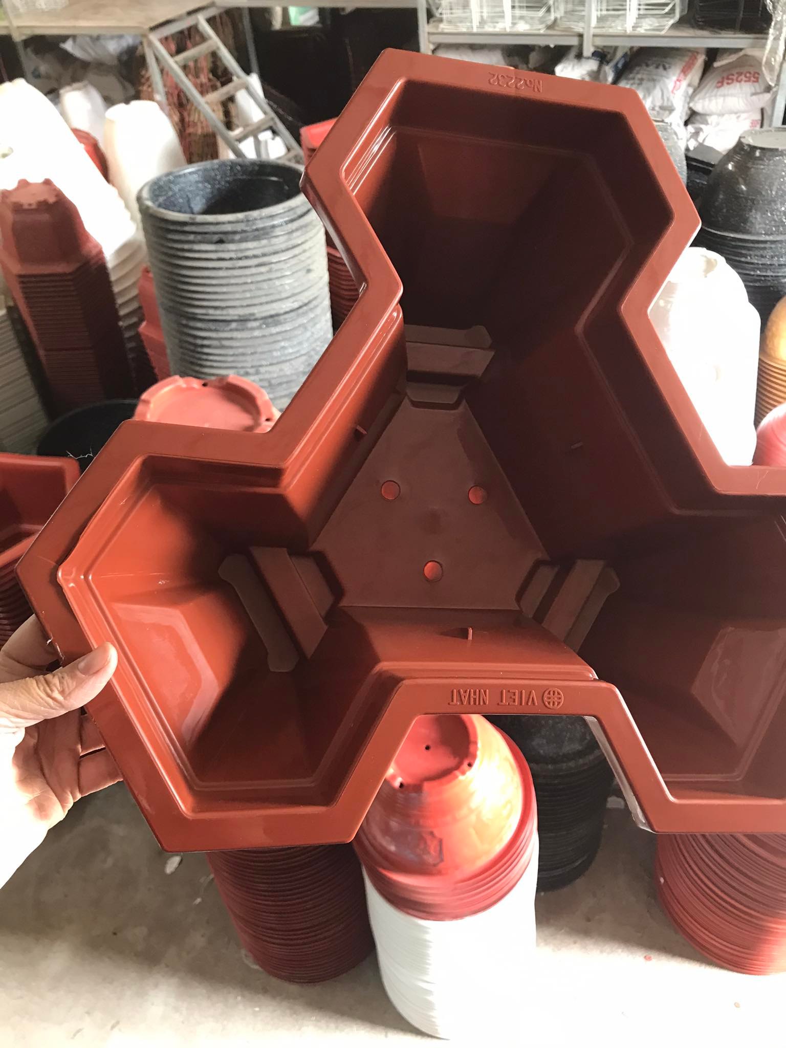5 Chậu nhựa xếp tầng tháp trồng cây cảnh, trồng hoa, trồng rau củ tiết kiệm không gian- Chậu tam giác xếp tầng