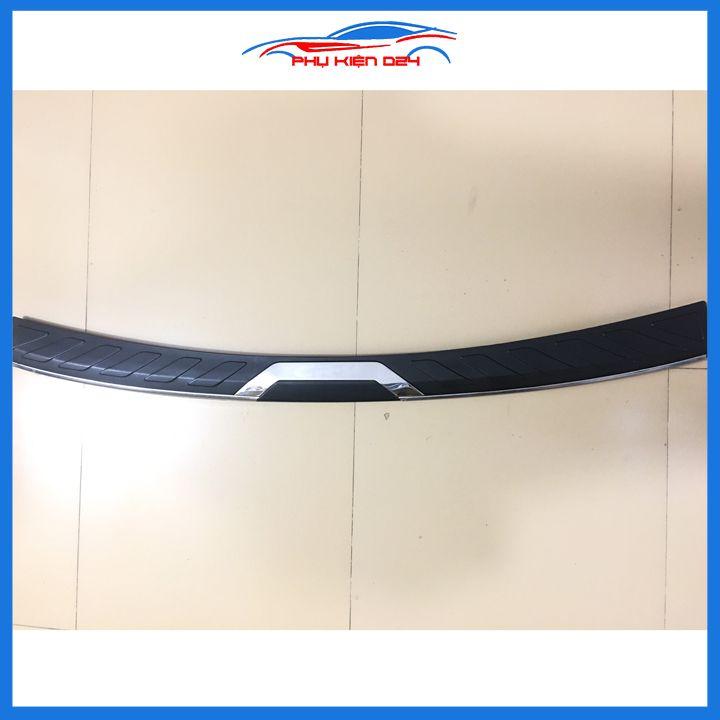 Ốp chống trầy cốp ngoài nhựa đen CRV 2019-2020-2021-2022 mẫu 2 dán cốp sau chống xước trang trí xe