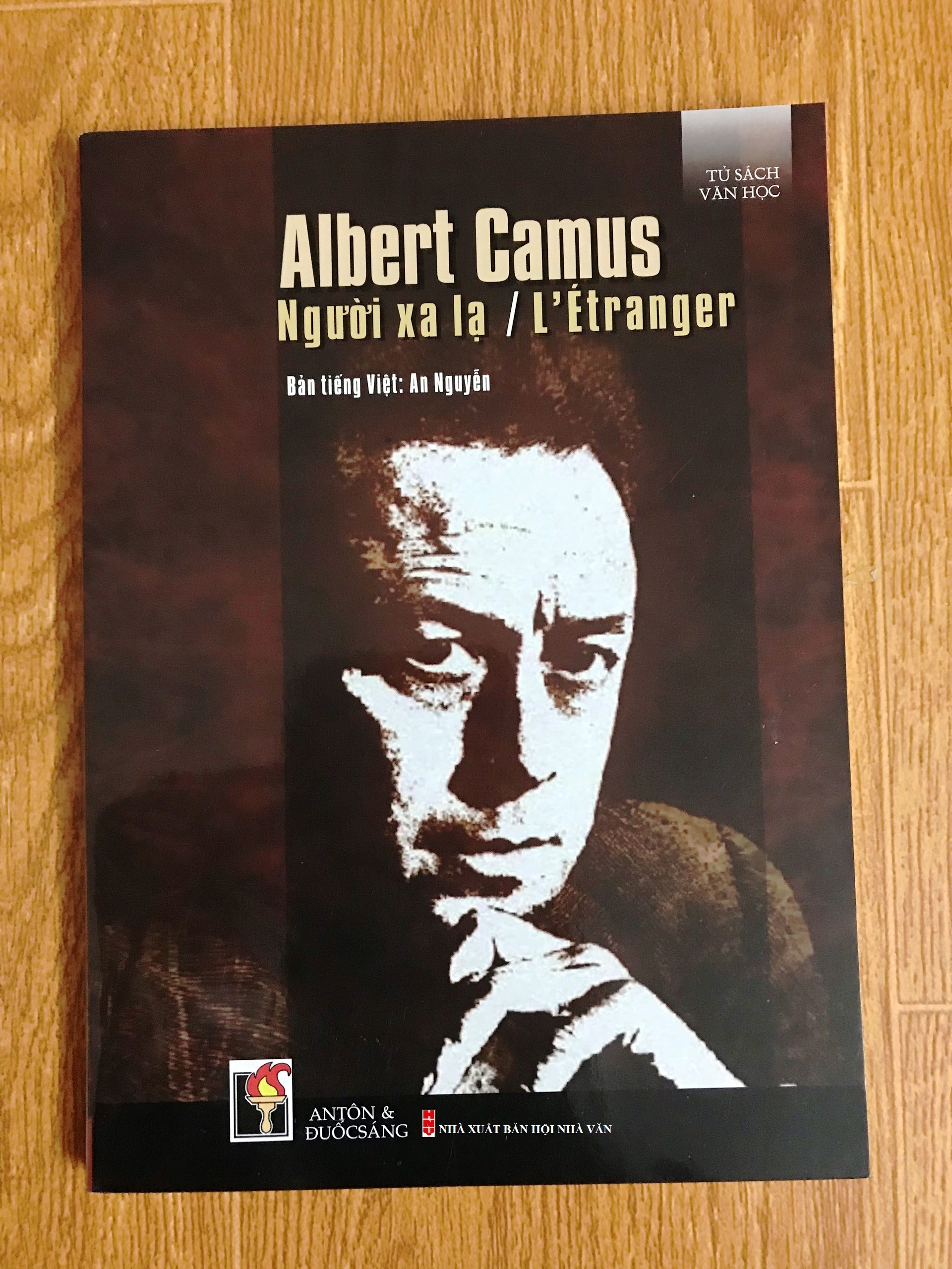 Người Xa Lạ - Albert Camus